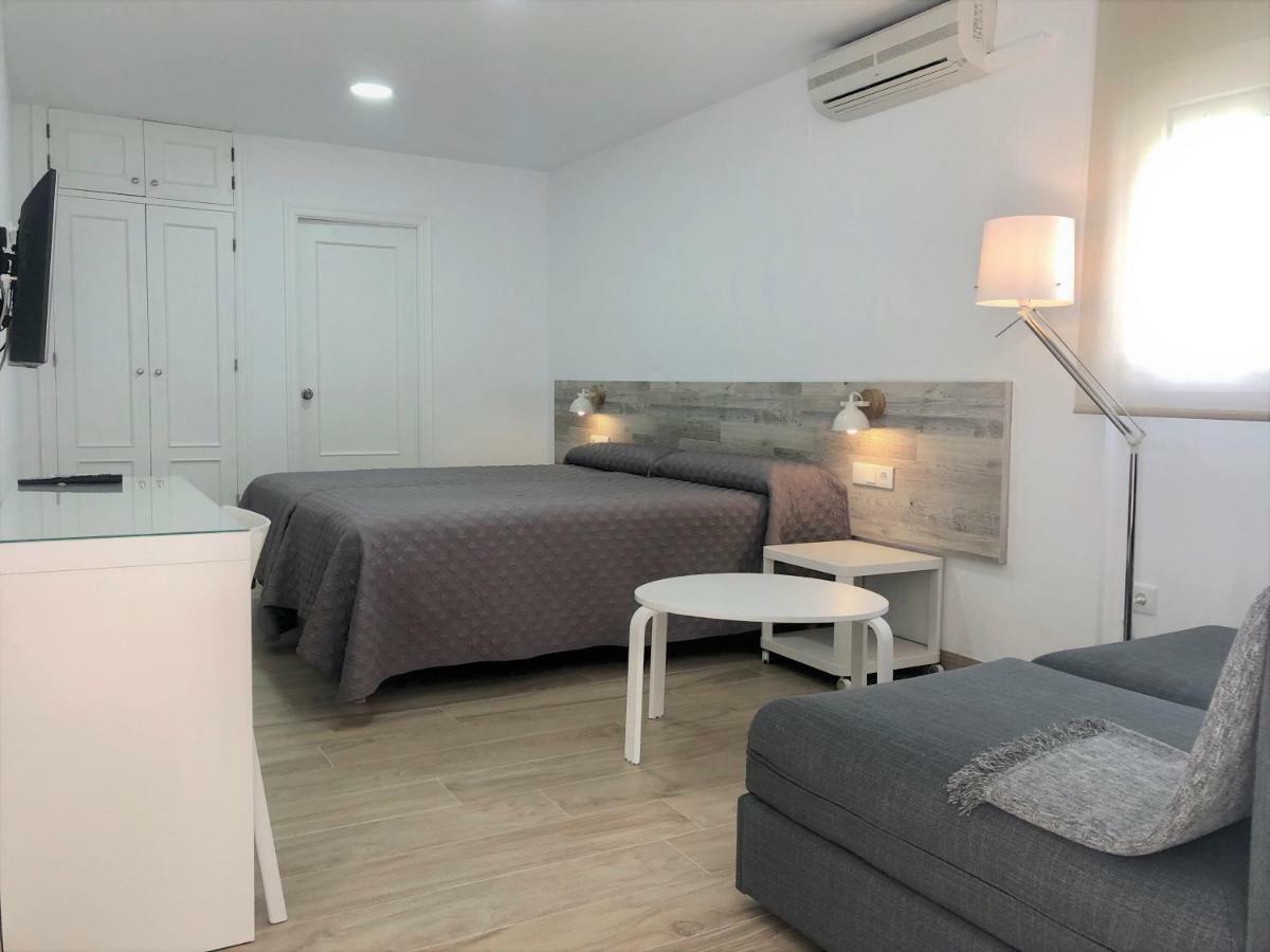 Hostal Playa 푼타움브리아 외부 사진
